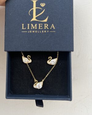 Swan set earings and necklace gold